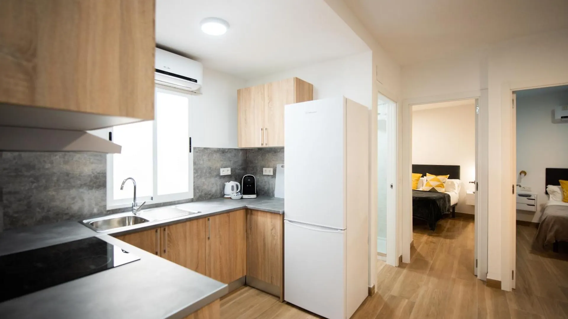 Fun Building Apartments By Homeabout Malaga 0*,